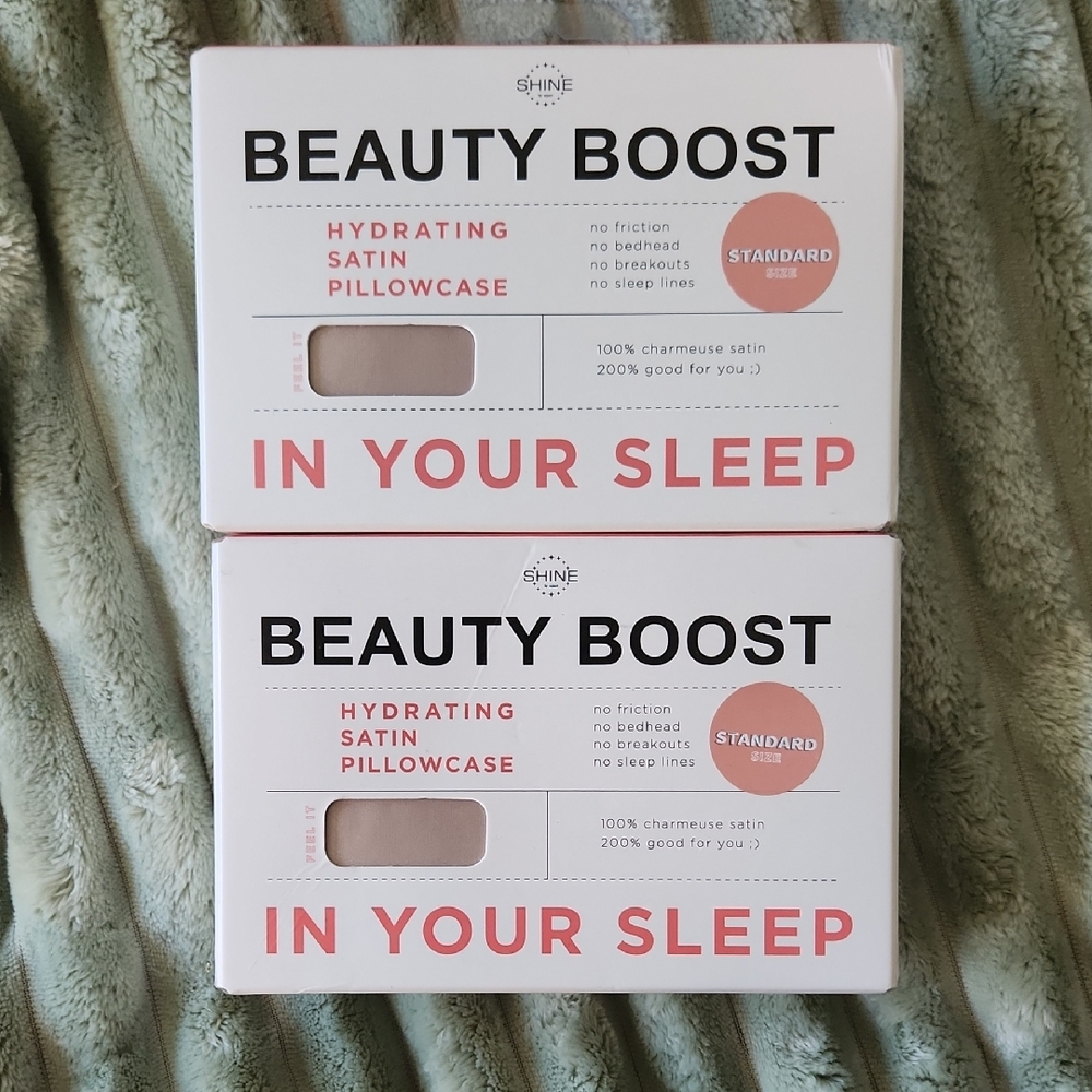 Champagne Beauty Boost Hydrating Satin Pillowcase